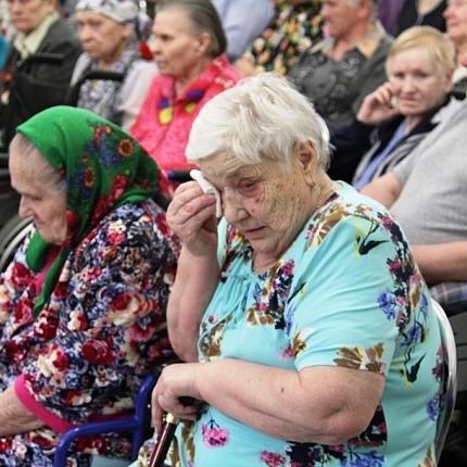 Сотрудники «ГТС» поздравили ветеранов с 70-летием Победы
